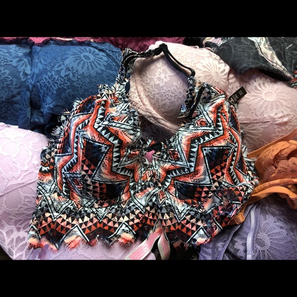 Lot of 10 Victoria secret pink bralettes ‼️SALE‼️ - Picture 4 of 7